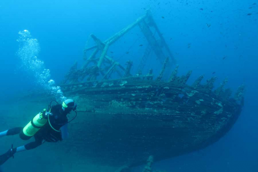 На дне Южно-Китайского моря нашли три древних затонувших корабля