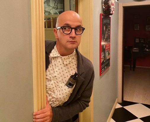 В шоу «Маска. Танцы» Волочкова «кинула камень в огород» Дружинина и членов жюри