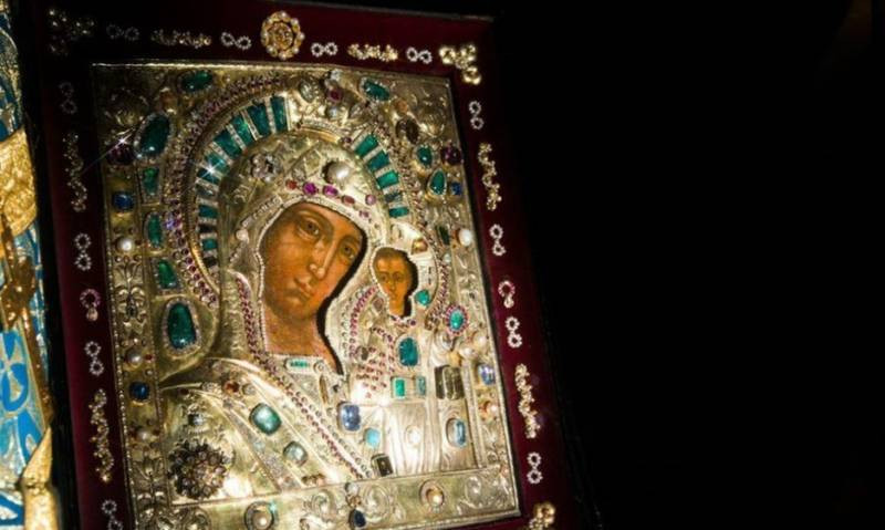 Казанская икона Божией Матери: когда праздник, молитвы и запреты