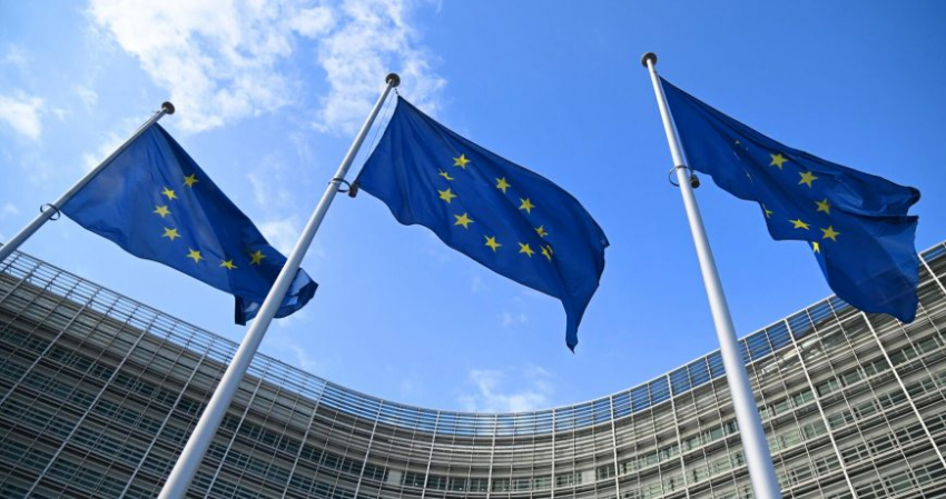 Страны ЕС стали требовать европейскую страховку при получении шенгена