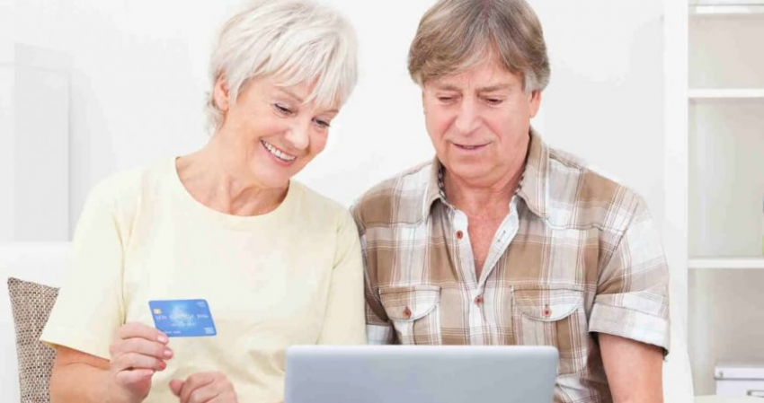 Будут ли штрафные санкции, если пенсионер долго не снимает свою пенсию с карты