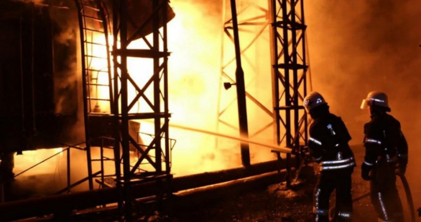 Президент Украины Владимир Зеленский пожаловался на критическую ситуацию с энергетикой страны