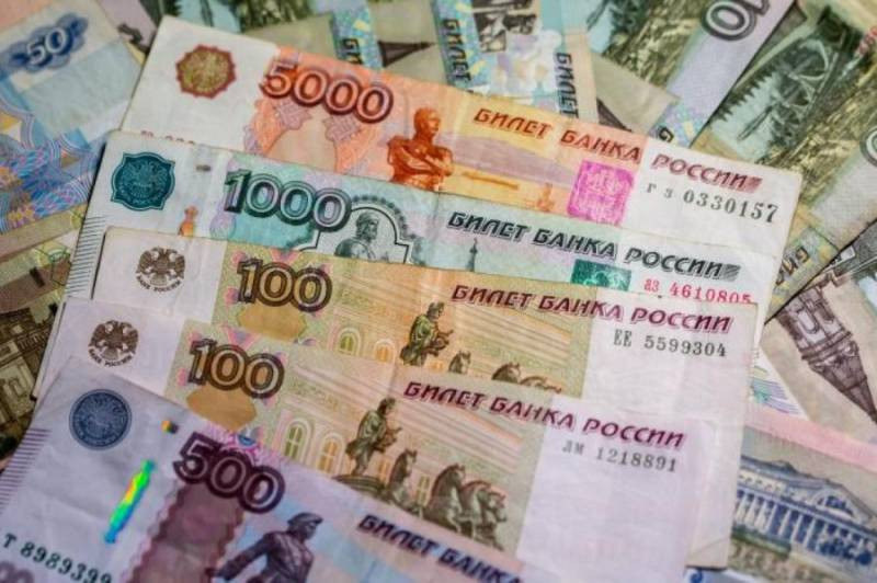 Курс валют: чего ждать от российского рубля в ноябре 2022 года