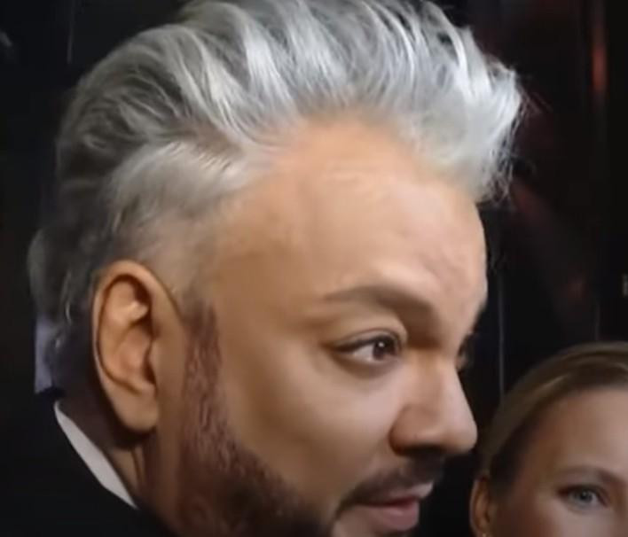 Домработница отхлеставшего букетом охранника Киркорова нашла ему оправдание