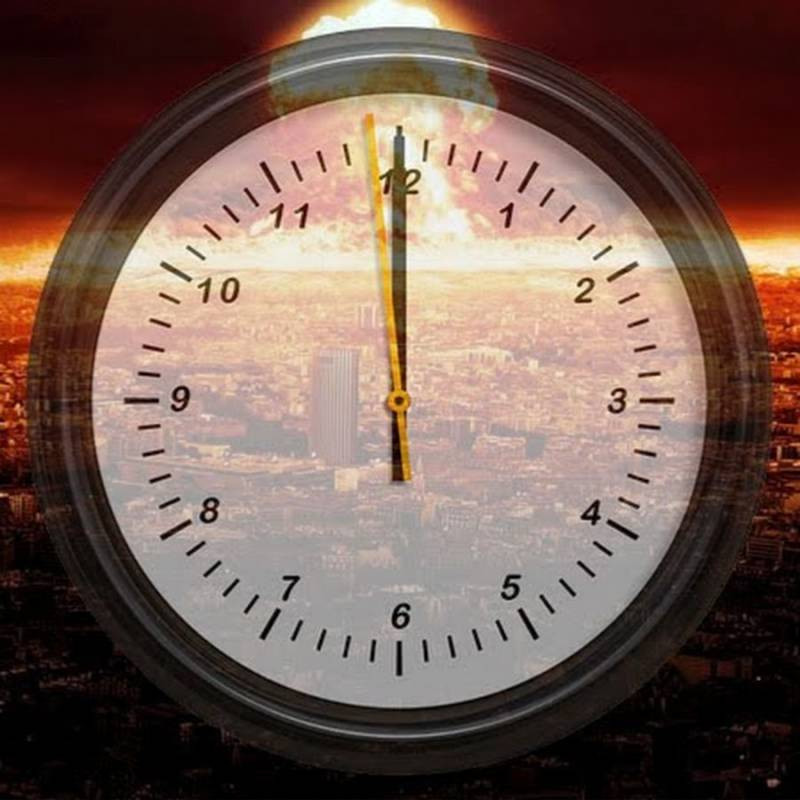 Часы Судного дня: Чем грозит России новая обложка журнала The Economist