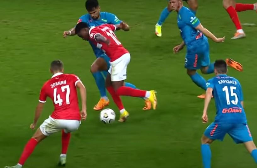 Футболисты «Зенита» и «Спартака» устроили потасовку после матча на Кубке России