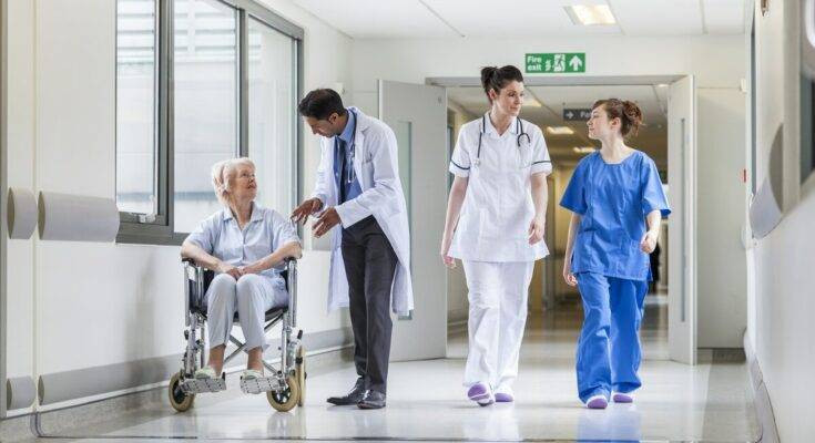 Кладовщики популярного российского маркетплейса массово заболели менингитом