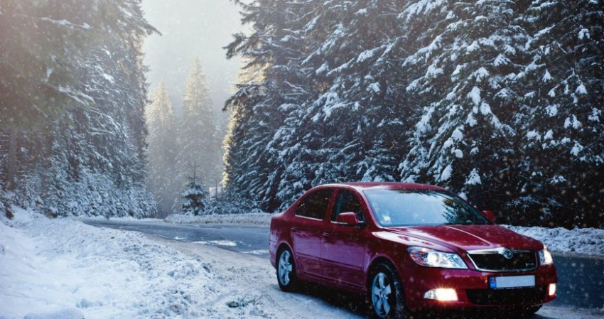 Опасность первого снега: почему он главный враг автомобилистов зимой