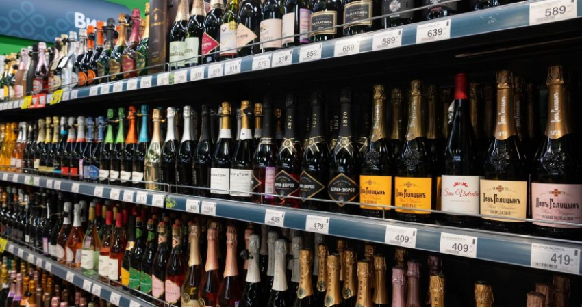 Будут ли в России ограничивать продажу алкоголя в День народного единства 4 ноября 2022 года