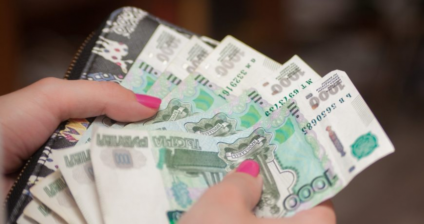 Когда военнослужащие получат на карты 195 тысяч рублей от Владимира Путина