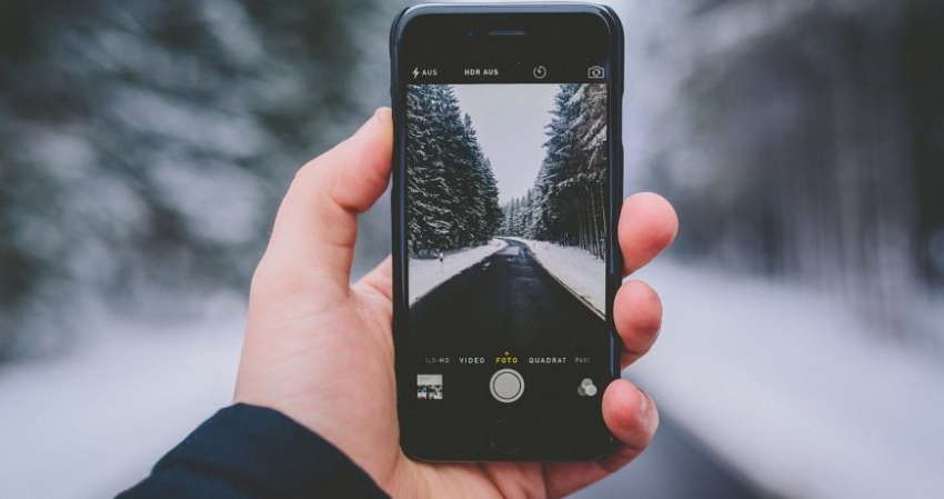 Россиянам рассказали, что нужно делать со смартфоном после возвращения с мороза