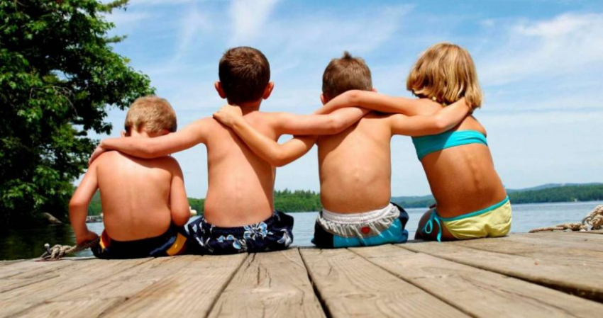 День друзей 24 ноября порадует вас красивыми картинками и поздравлениями