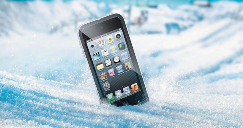 Как спасти смартфон, который упал в снег: советы пользователям