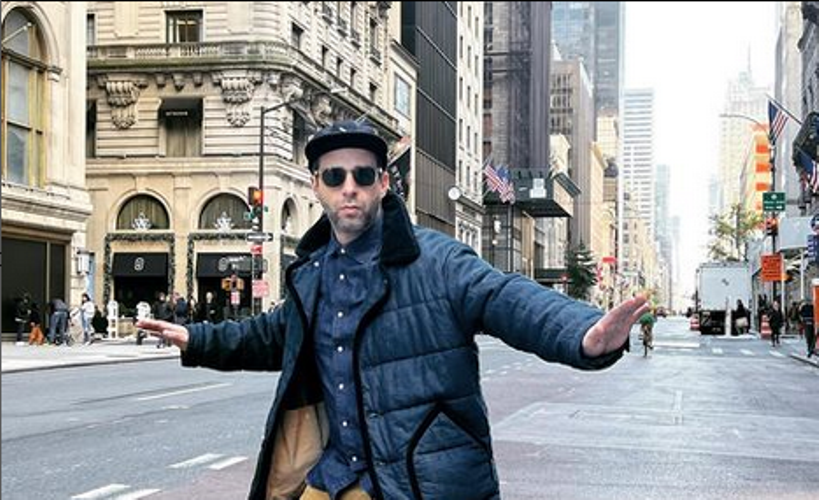 Актер Андрей Ургант рассказал, чем сейчас занимается телеведущий Иван Ургант