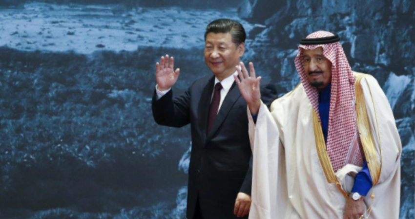 Почему визит лидера КНР Си Цзиньпиня в Саудовскую Аравию так важен для РФ
