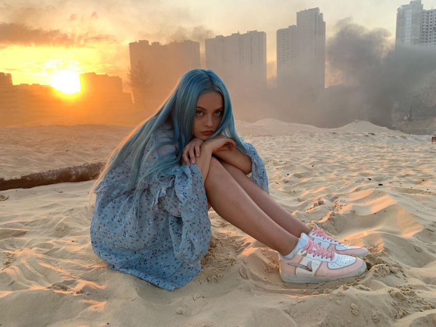 Экс-солистка группы Serebro Катя Кищук рассталась с американским репером Slowthai