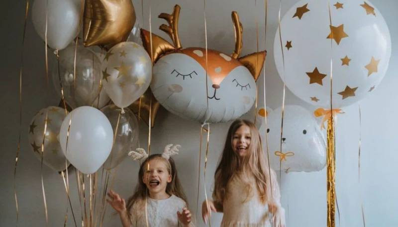 День дочерей в 2023 году в России отмечают 25 апреля