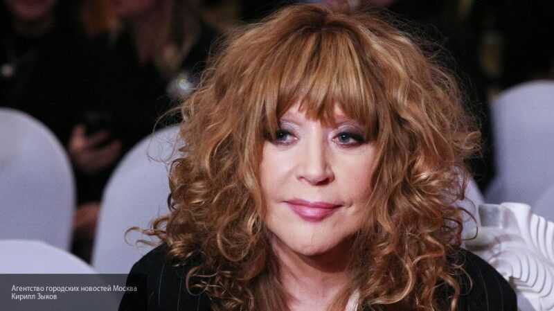 Промоутер озвучил рекордный гонорар Пугачевой за корпоратив