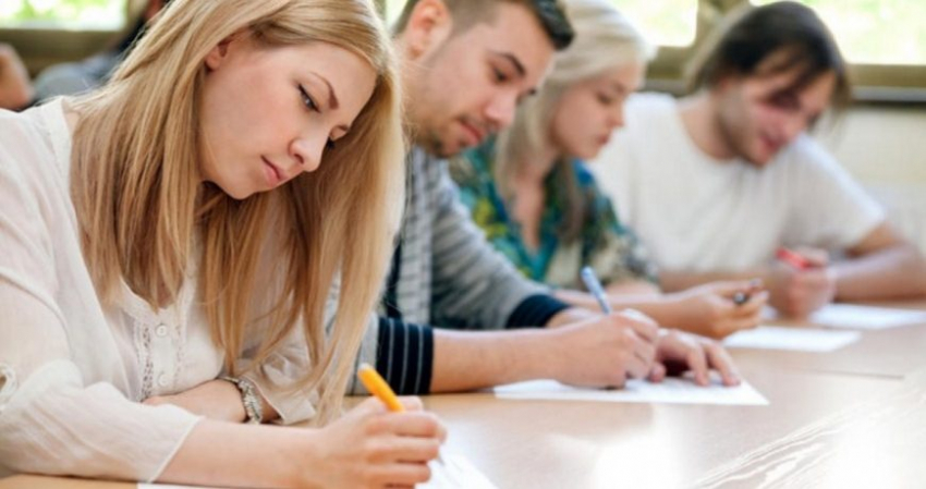 Минимальный порог ЕГЭ в 2023 году: сколько баллов нужно набрать российским школьникам