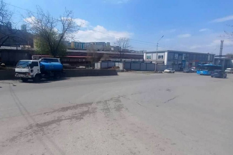 Беспечность пешехода во Владивостоке могла стоить ему жизни