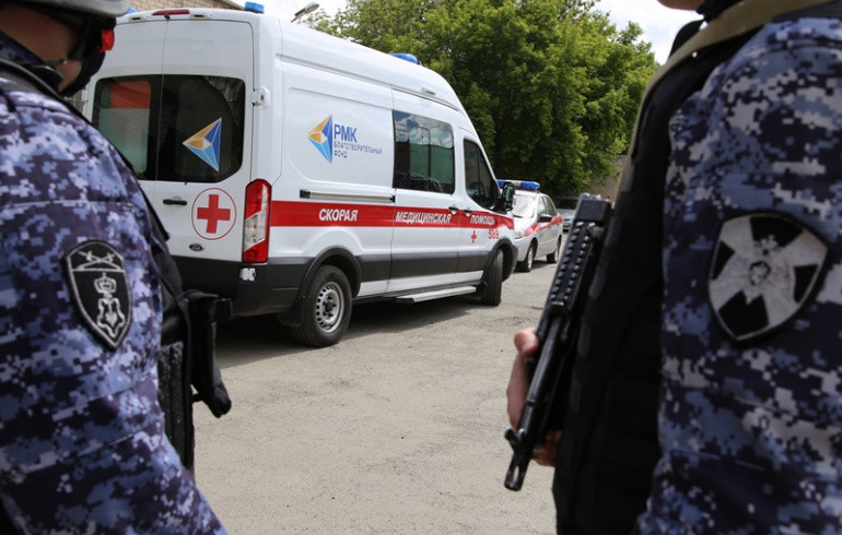 За выходные в Челябинске агрессивные пациенты дважды напали на фельдшеров скорой помощи