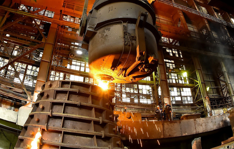 На Челябинский металлургический комбинат пришли инспекторы Росприроднадзора