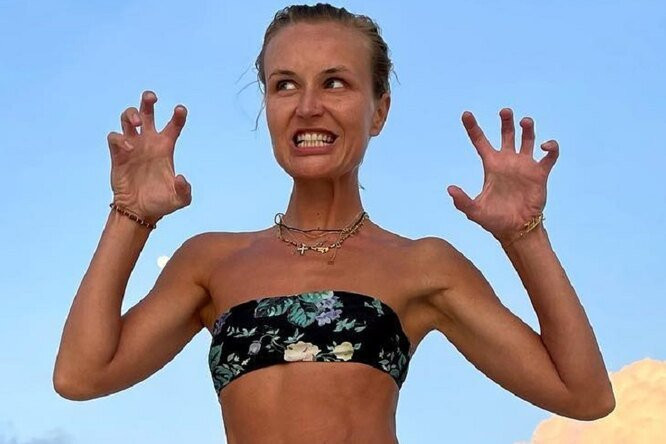 Певица РФ Полина Гагарина ответила на критику ее фигуры фразой «да, я доска»