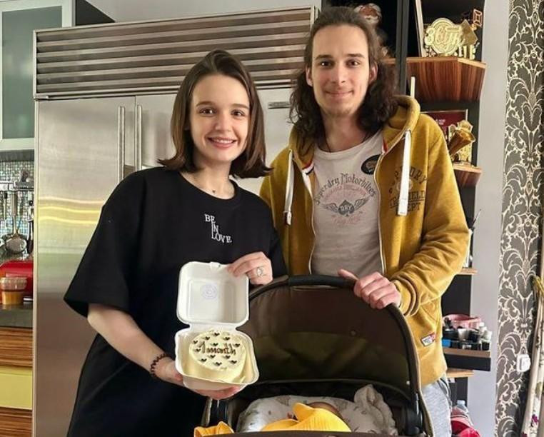 Дочь Славы Морозова испугалась, когда у сына внезапно пошла кровь