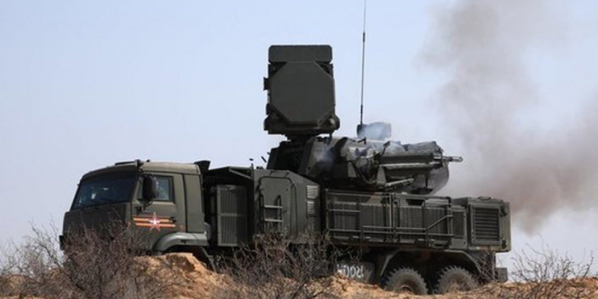 «Беспилотники прощупывают ПВО»: генерал допустил будущую более крупную атаку на Москву, военные оценили как отработало ПВО