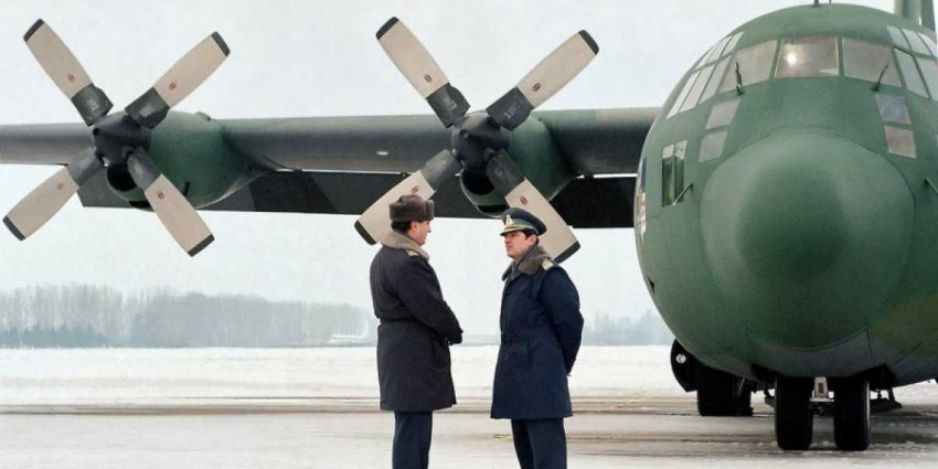 Румынские рабочие «раскулачили» авиабазу НАТО