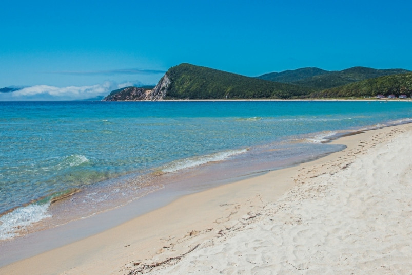 Цены – просто Космос: рассказали, что творится на самых популярных курортах Приморья