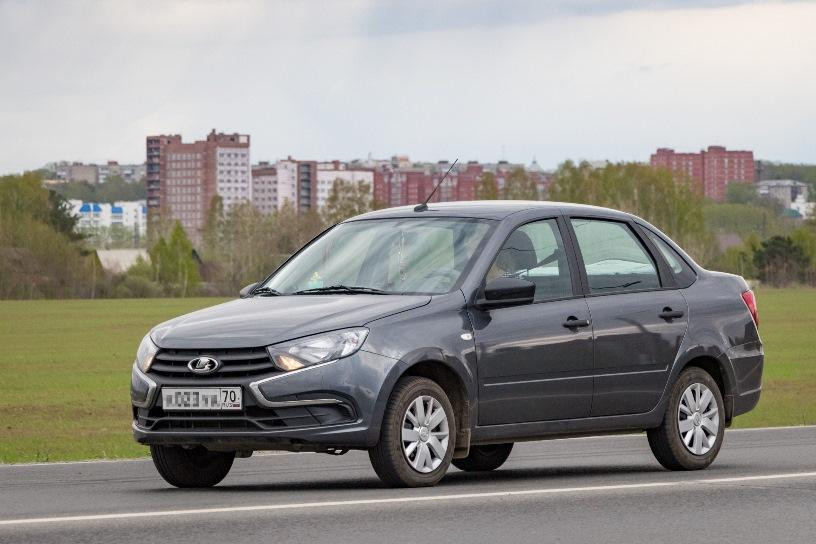 «АвтоВАЗ» поставит дилерам новую Lada Granta под другим именем в 2025 году