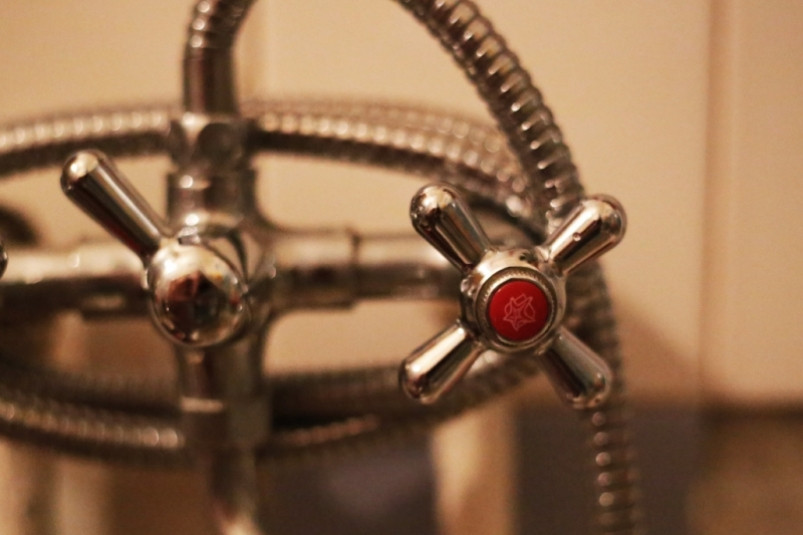 Более 23 тысяч человек остались без водоснабжения из-за порыва на Луговой во Владивостоке