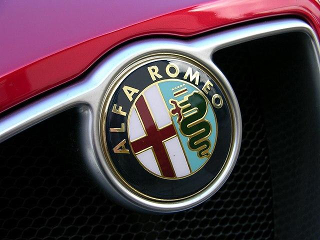 Alfa Romeo позволит поклонникам выбрать название для будущего внедорожника