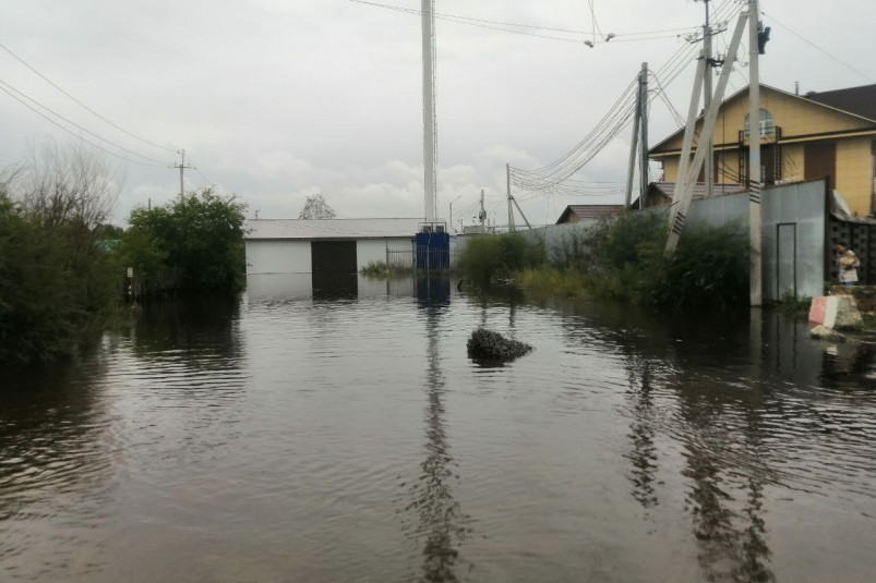 Из-за сильных дождей нарушено сообщение еще с тремя селами в Приморье