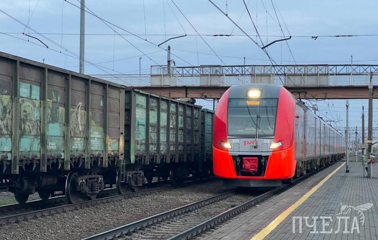 В Челябинской области из-за ремонта путей изменится расписание 10 электропоездов