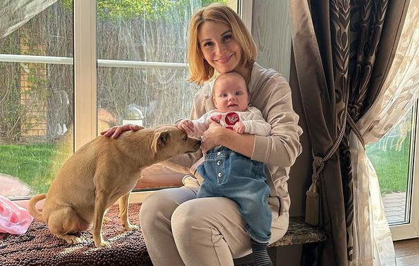 У Ольги Орловой появились проблемы с кормлением дочери