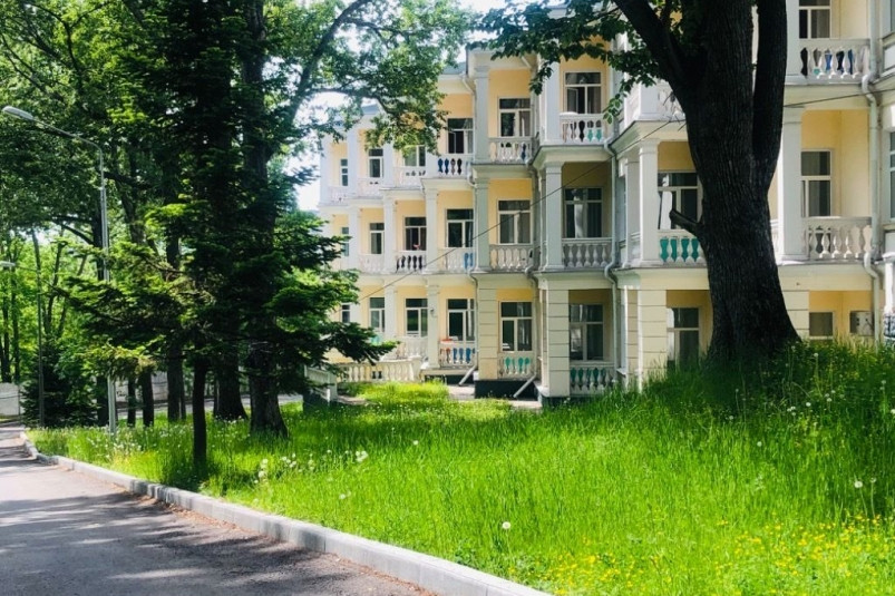 Как поддерживают работников в санатории “Приморье”