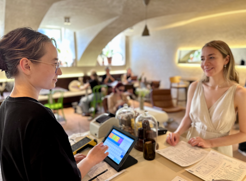 СПЭШЛ: уникальный фудпроект, который меняет жизни выпускников детских домов - Новая общественная газета