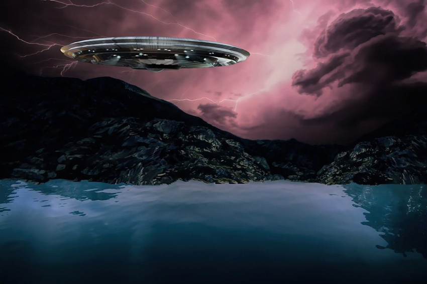 Исследователи утверждают, что повторяющиеся сигналы из центра Млечного Пути могут быть приветствием пришельцев