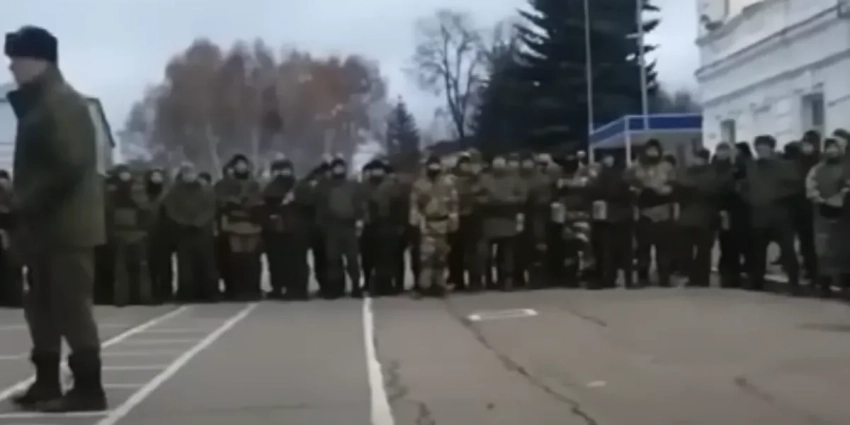 Мобилизованным жителям Чувашии назначили разовую денежную выплату в 50 000 рублей после бунта в воинской части Ульяновска