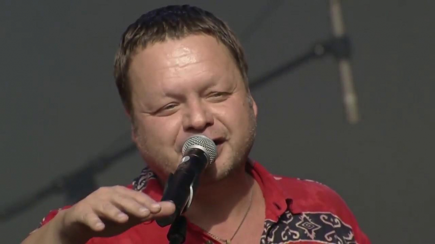 Лидер группы «Бахыт-компот» Вадим Степанцов раскритиковал Пугачеву и иноагента Макаревича