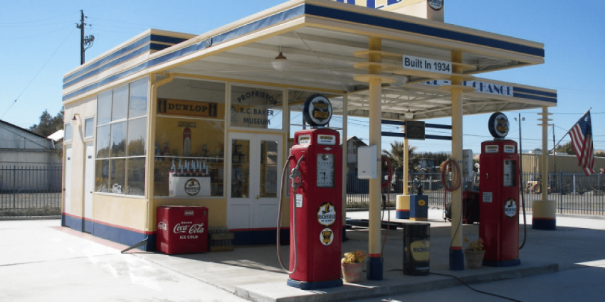 Байден кризисом вокруг Украины добился роста цен на бензин в США