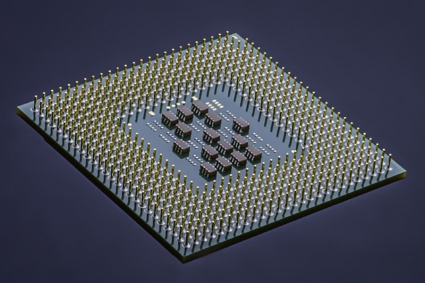 Intel отказывается от литеры "i" в названии новых процессоров
