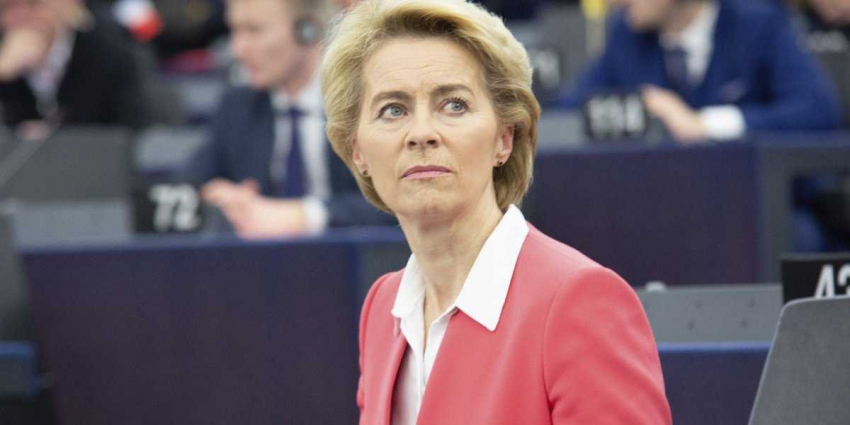 Набрали по объявлению: немецкий журналист в пух и прах «разнес» фон дер Ляйн за некомпетентность