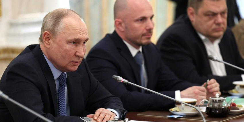 «Другого варианта нет!»: правда ли, что Путин готовит экстренное обращение в июне 2023 года — сообщит ли о новом призыве на СВО 16.06.23