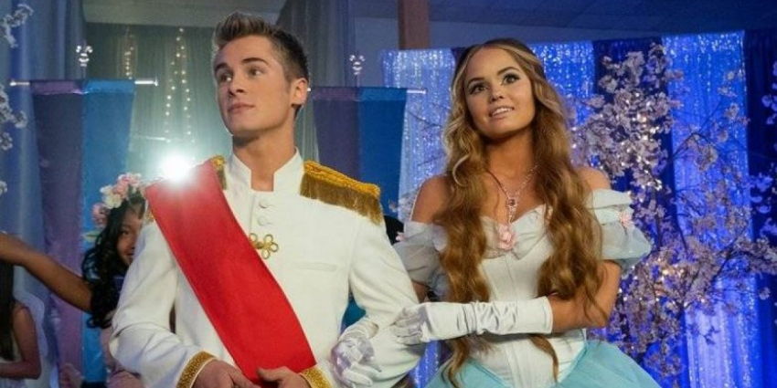 Выпускной 2023 года: в какие даты пройдет, будет ли запрет на массовые мероприятия из-за СВО на территории Украины