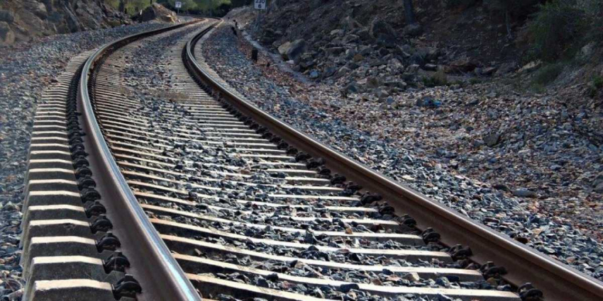 Уход транзита из РФ вынудил «Латвийскую железную дорогу» продавать рельсы