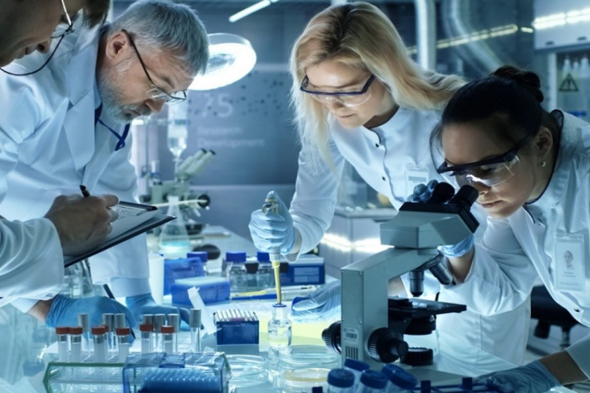 Российские ученые нашли объяснение, почему одни люди болеют чаще, чем другие