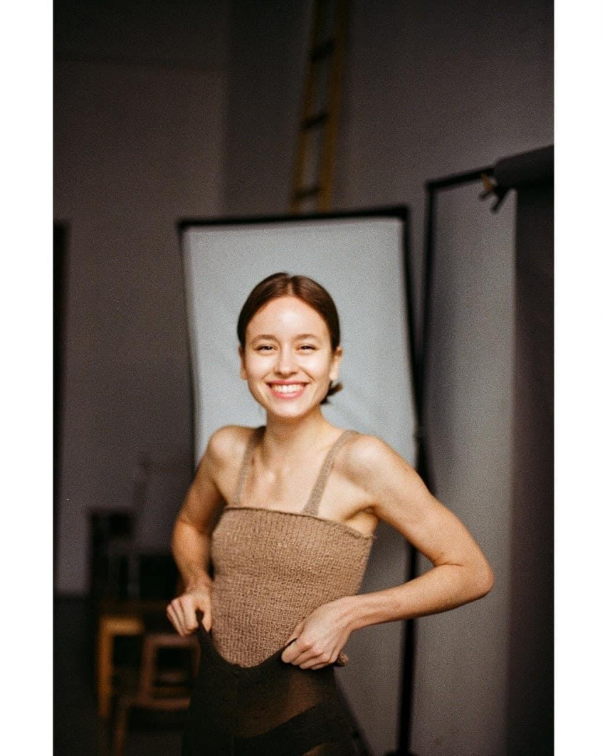 Сын Юлии Меньшовой женился на девушке старше себя: фотографии красавицы-невесты